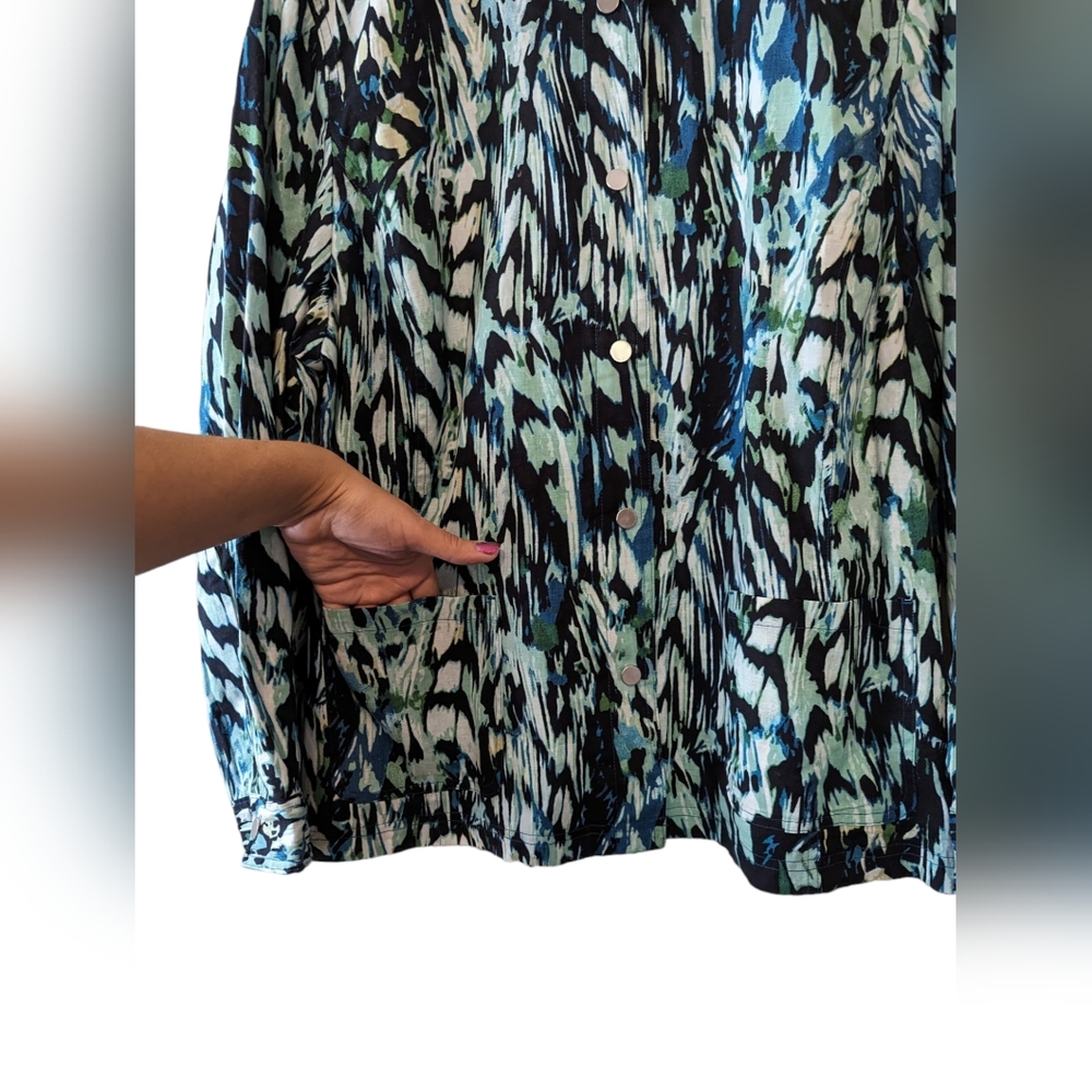 Chico's Reversible Solid To Print Jacket - image 6